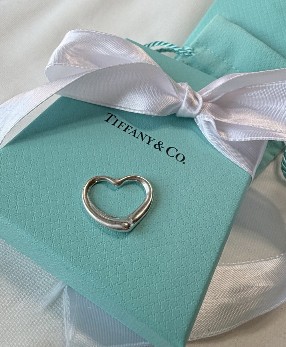 Tiffany & Co. Sterling Silver 925 Medium Open Heart Pendant Charm 20mm